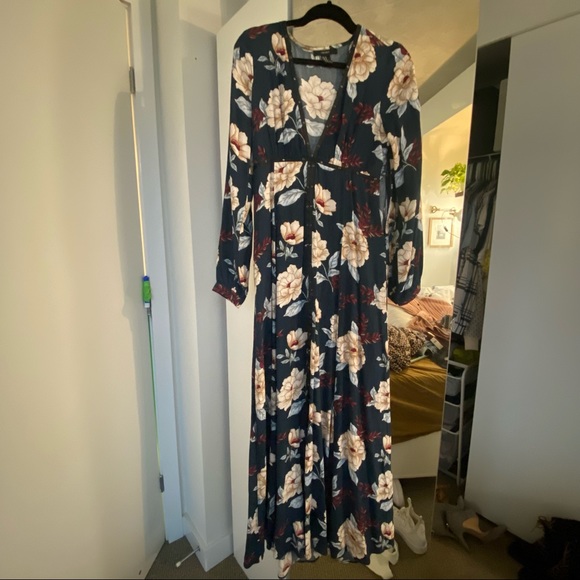 Forever 21 Dresses & Skirts - Floor length blue floral dress size M